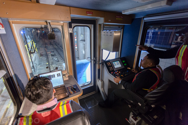 Illustration for article titled This Superheroic Train Keeps New York City's Subway Safe
